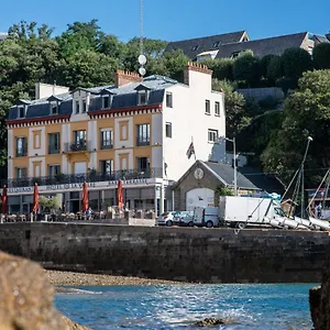 hotel-de-la-vallee.inbrittany.com/