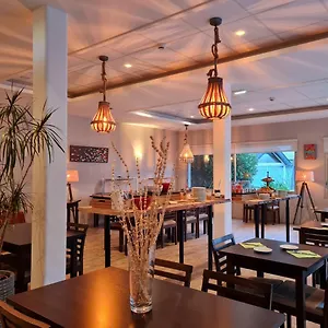 Du Golf Saint-laurent,the Originals Relais 3*, Ploemel Frankreich