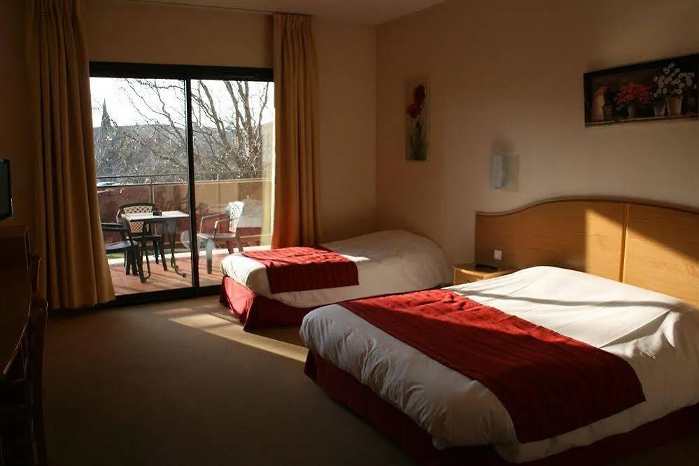 Hotel Les Nevons L'Isle-sur-la-Sorgue 3*,  France