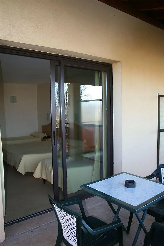 Hotel Les Nevons L'Isle-sur-la-Sorgue