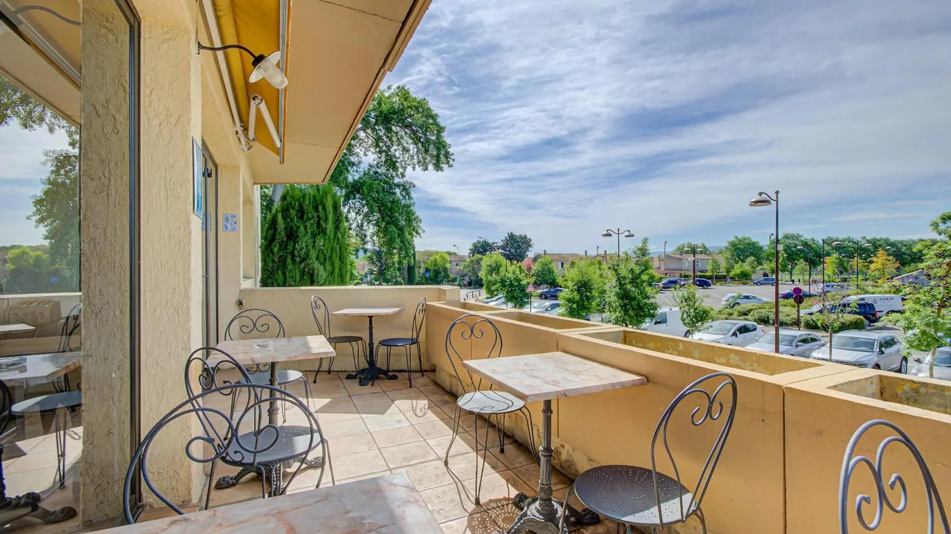 Hotel Les Nevons L'Isle-sur-la-Sorgue France