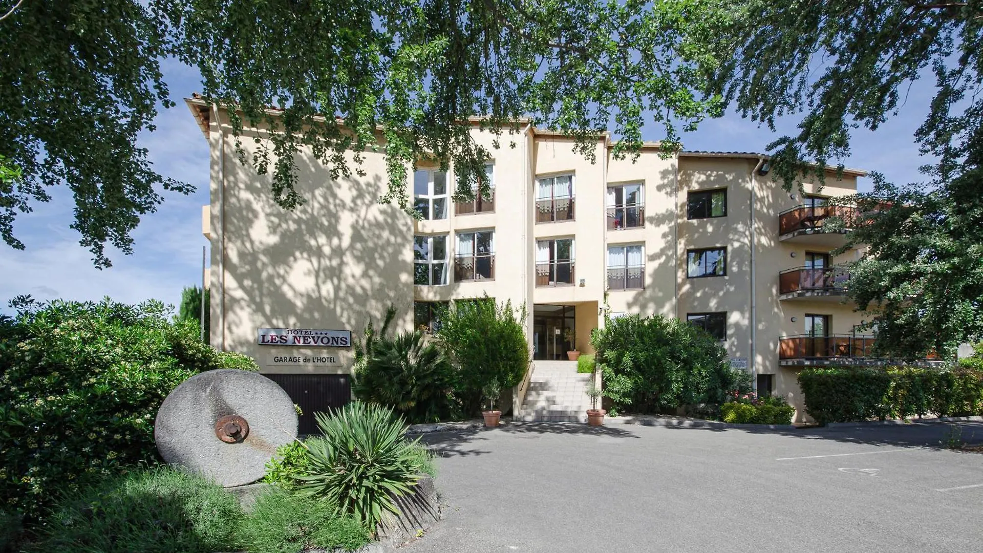 Hotel Les Nevons L'Isle-sur-la-Sorgue