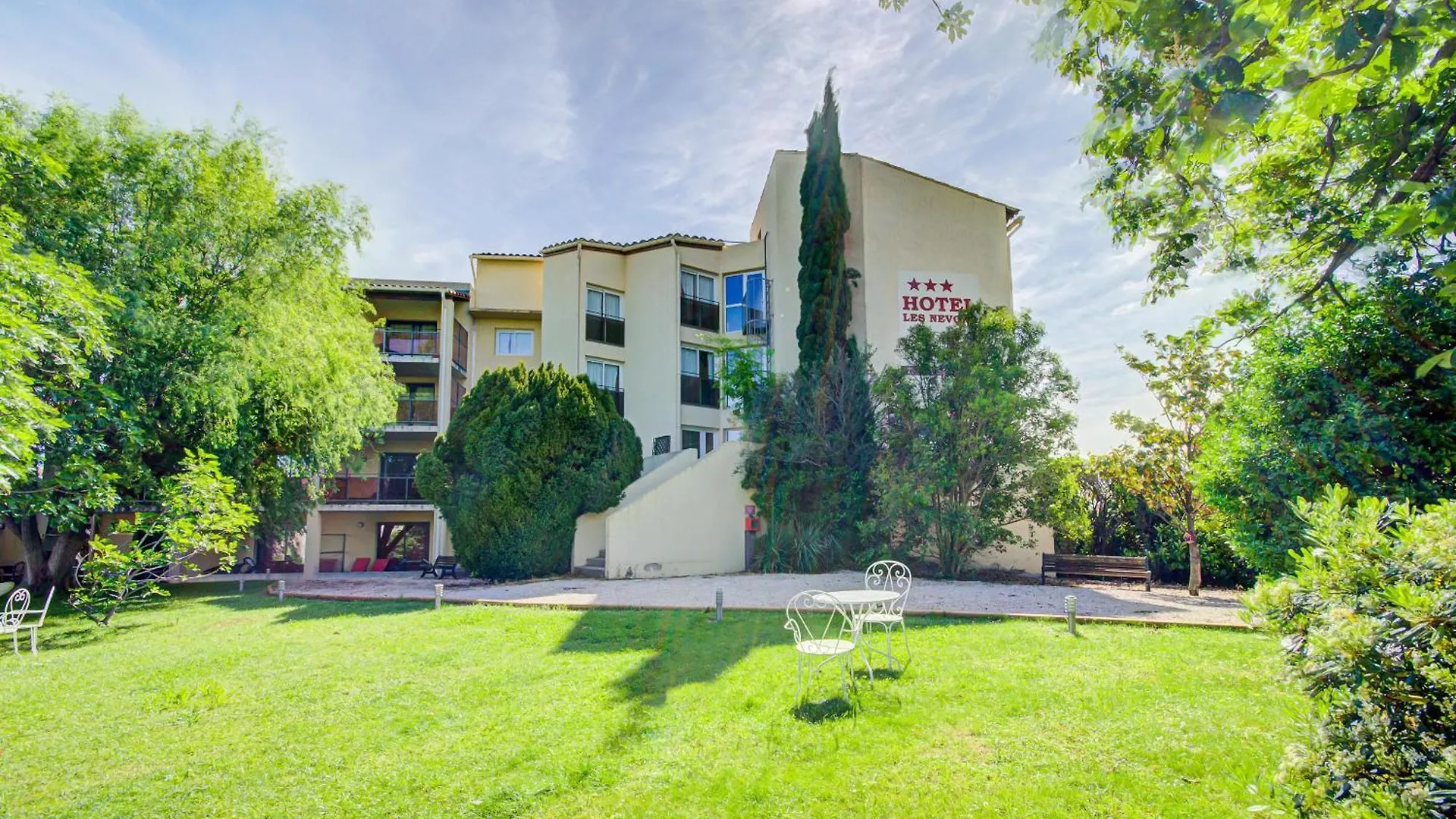 Hotel Les Nevons L'Isle-sur-la-Sorgue