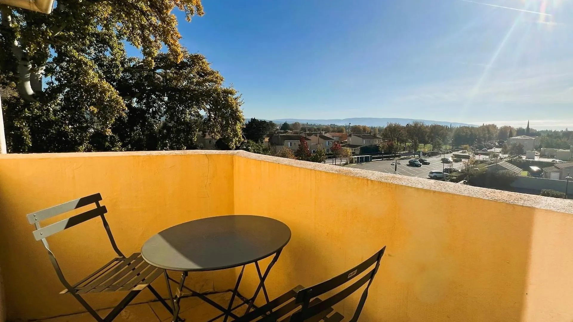 Hotel Les Nevons L'Isle-sur-la-Sorgue 3*,