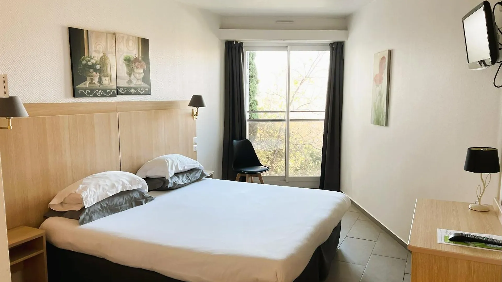 Hotel Les Nevons L'Isle-sur-la-Sorgue